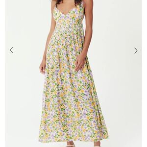 𝅺NWT Nicholas flower pleated dress